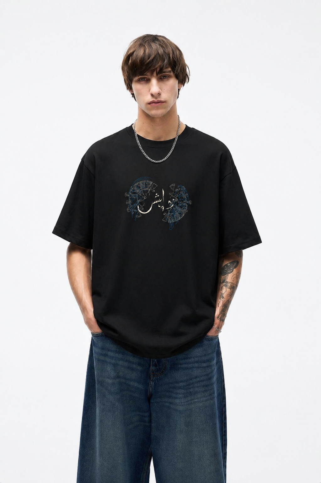 Lost in Time Black Tee ”وقت اور نظر"