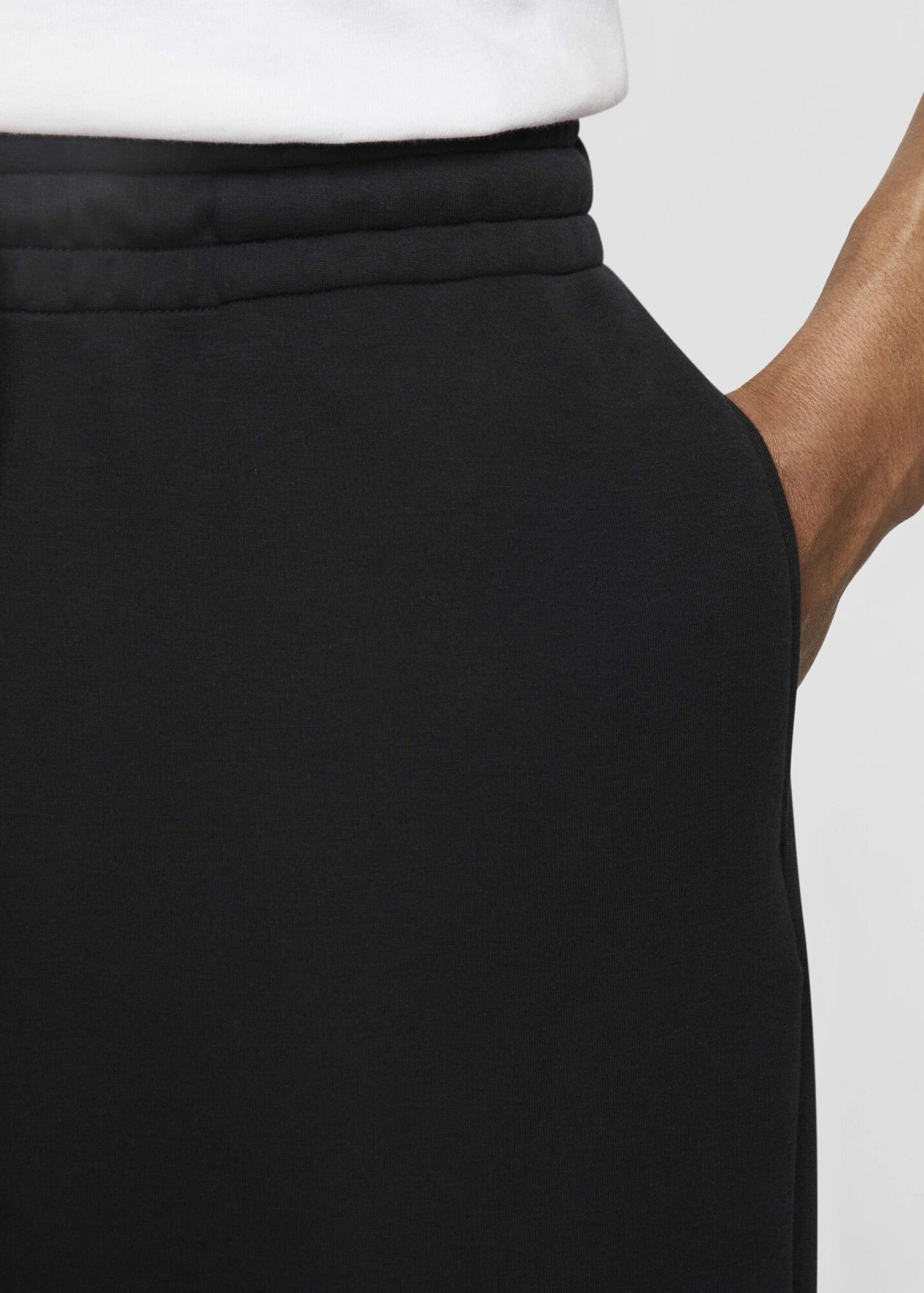 Straight-Leg Baggy Trouser